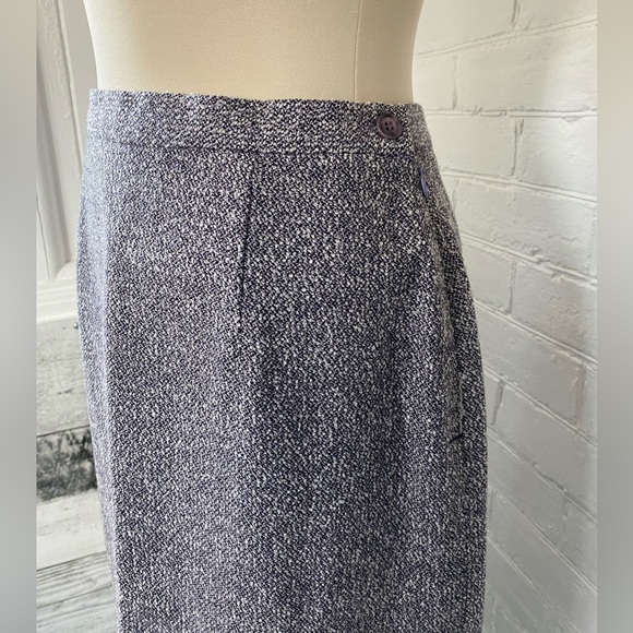 Purple vintage skirt suit - Picture 7 of 9